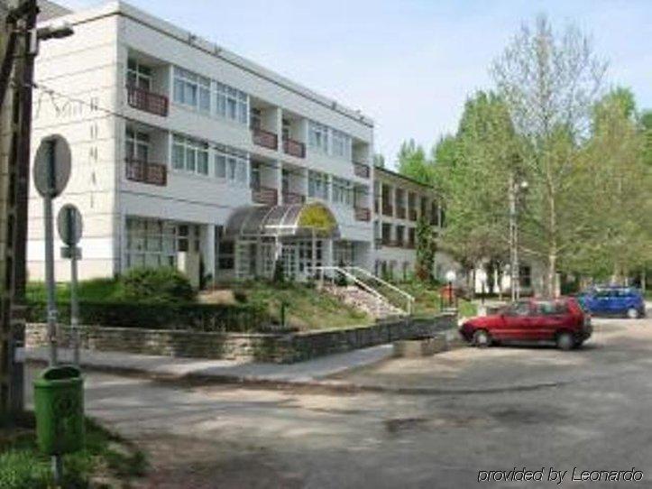 Romai Hotel Будапеща Екстериор снимка