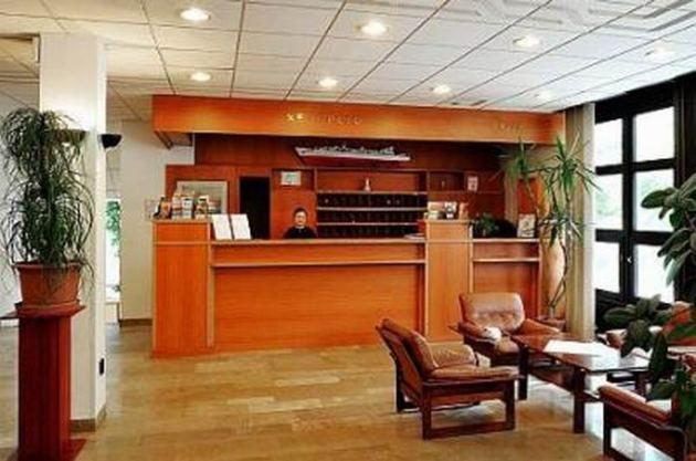 Romai Hotel Будапеща Интериор снимка